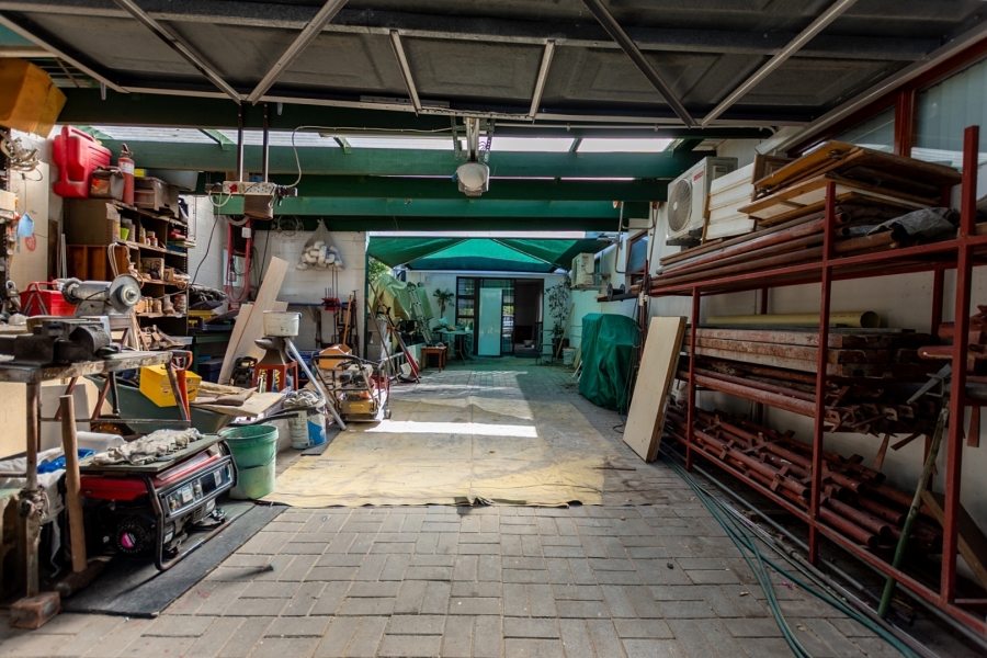 4 Bedroom Property for Sale in Laaiplek Western Cape